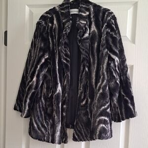 Faux Fur Coat 3/29
